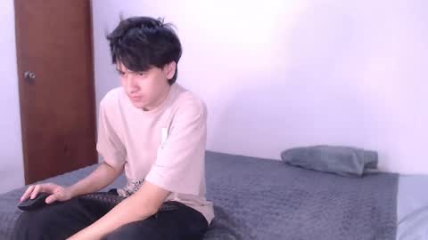 Snapshot of sc_andre chatting on 11-19-25, 08:31 Sc andre online show from 11-19-25, 08:31