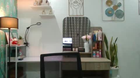 scarlett. online show from 01-09-25, 07:31