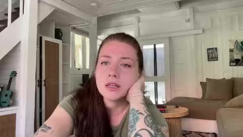 Snapshot of scarlajade chatting on 02-02-26, 03:49 scarlajade online show from 02-02-26, 03:49