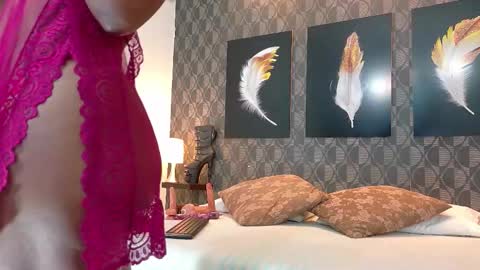 Snapshot of scarleetsmith chatting on 03-03-26, 12:11 Scarleet online show from 03-03-26, 12:11