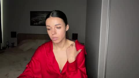 Sophie online show from 05-29-26, 08:23