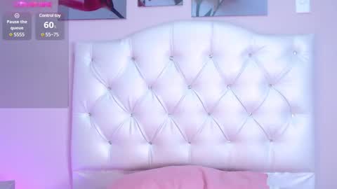 Andrea online show from 02-11-25, 03:18