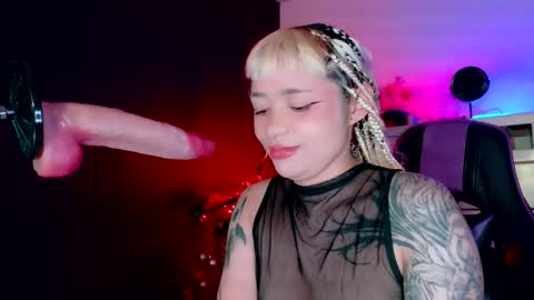 scarlet_gold online show from 01-16-26, 03:43