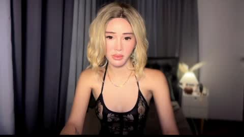 Snapshot of scarlet_hetland chatting on 06-03-26, 01:03 sweet scarlete online show from 06-03-26, 01:03