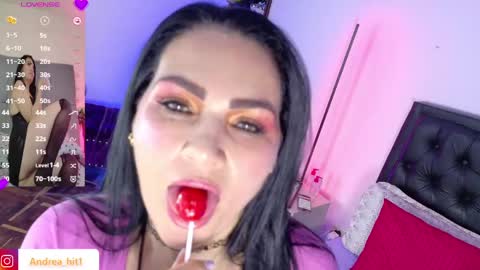 Snapshot of scarlet_hiit chatting on 05-22-26, 04:30 scarlet_hiit online show from 05-22-26, 04:30