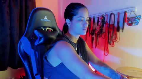 scarlet taylor kennedy online show from 12-02-25, 05:41