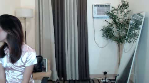 Snapshot of scarlet_kisses chatting on 06-27-26, 02:44 Scarlet online show from 06-27-26, 02:44