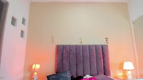 Snapshot of scarlet_pielcanela chatting on 06-06-26, 08:24 Scarlet online show from 06-06-26, 08:24
