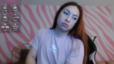 Snapshot of scarlet_queen4 chatting on 02-19-26, 01:18 Kimberly online show from 02-19-26, 01:18