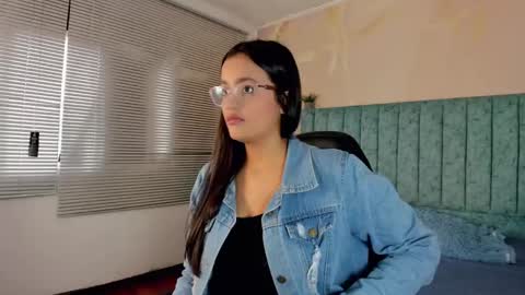 Snapshot of scarlet_rose__ chatting on 02-21-25, 12:50 Scarlet online show from 02-21-25, 12:50