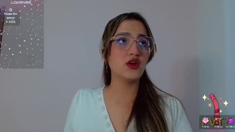 Snapshot of scarlet_rose__ chatting on 09-20-25, 04:24 Scarlet online show from 09-20-25, 04:24