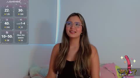 Snapshot of scarlet_rose__ chatting on 10-17-25, 08:44 Scarlet online show from 10-17-25, 08:44