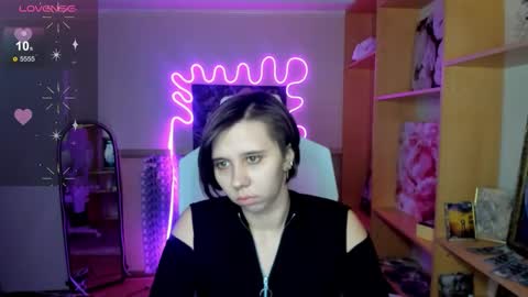 Snapshot of scarlet_sirenn chatting on 02-05-26, 10:20 Alexandra online show from 02-05-26, 10:20