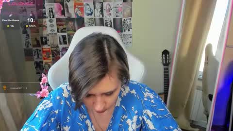 Snapshot of scarlet_sirenn chatting on 02-19-26, 10:22 Alexandra online show from 02-19-26, 10:22