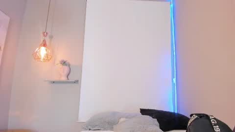scarlet_vixen_ online show from 07-02-26, 12:33