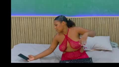 scarlet_xx online show from 05-19-26, 07:42
