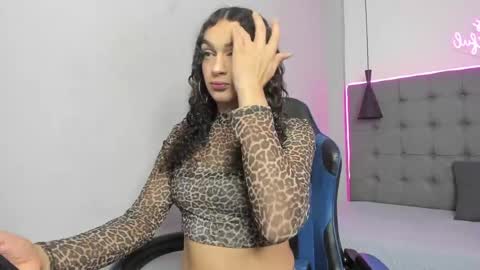 Snapshot of scarletcherry18 chatting on 05-03-26, 04:07 scarlet online show from 05-03-26, 04:07