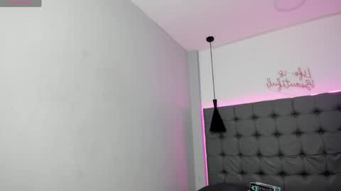 Snapshot of scarletcherry18 chatting on 05-25-26, 04:40 scarlet online show from 05-25-26, 04:40
