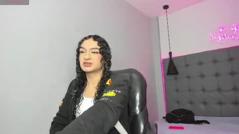 scarlet online show from 07-01-26, 04:25