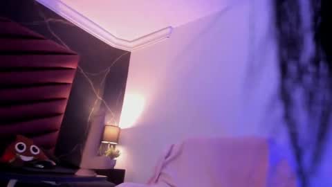 Scarlet Dayana online show from 09-19-25, 07:58