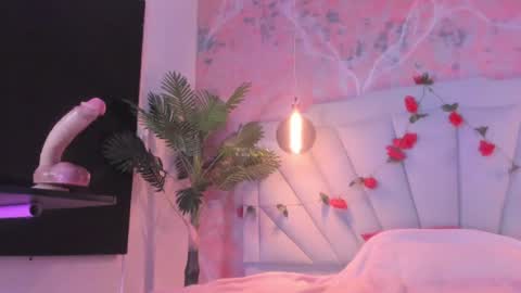 Scarlet Dayana online show from 07-08-26, 12:09