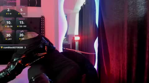 Snapshot of scarleth061 chatting on 09-11-25, 09:26 scarleth061 online show from 09-11-25, 09:26