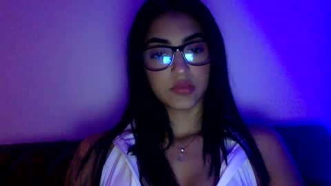 Snapshot of scarleth061 chatting on 09-30-25, 11:43 scarleth061 online show from 09-30-25, 11:43