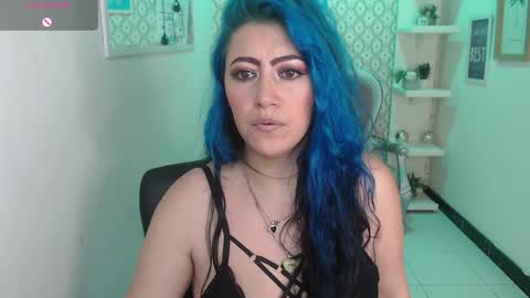 Snapshot of scarleth_bluee chatting on 02-03-25, 03:42 Scarleth online show from 02-03-25, 03:42