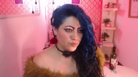 Snapshot of scarleth_bluee chatting on 10-02-25, 03:02 Scarleth online show from 10-02-25, 03:02