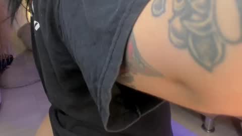 Scarleth... but not Scarleth Johansson. online show from 12-13-24, 11:17