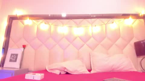 scarlethbigbug online show from 02-21-26, 11:44