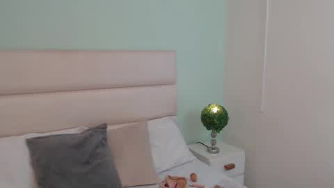 scarlet  online show from 02-27-26, 10:59