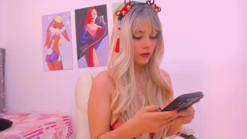 Scarletliz online show from 11-24-25, 08:30