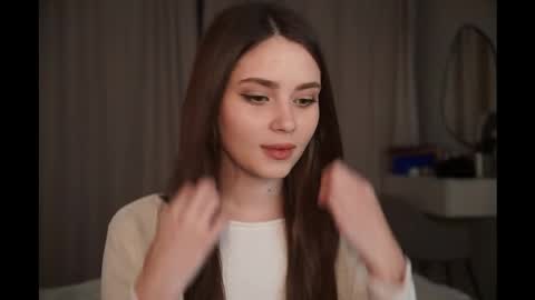 Snapshot of scarletmore chatting on 12-16-25, 08:03 Scarlet online show from 12-16-25, 08:03