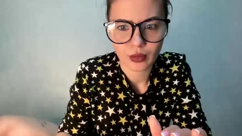 scarletpetal online show from 02-06-25, 11:54