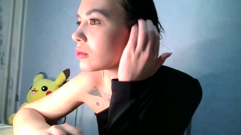 scarletpetal online show from 02-24-25, 11:21