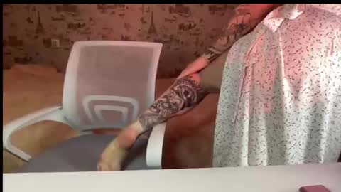 Snapshot of scarletpetal chatting on 10-08-25, 11:41 scarletpetal online show from 10-08-25, 11:41