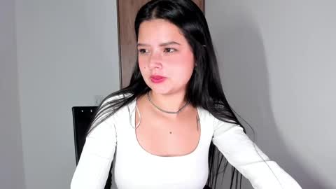 scarletrosee27 online show from 01-31-25, 09:37