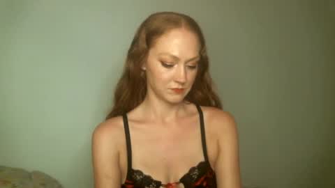 Scarlet Satine online show from 02-25-25, 08:58