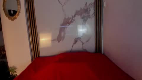 Snapshot of scarlett__fox__ chatting on 10-15-25, 11:10 SCARLETT FOX online show from 10-15-25, 11:10