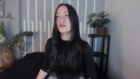 Snapshot of scarlett__fox__ chatting on 11-10-25, 11:09 SCARLETT FOX online show from 11-10-25, 11:09