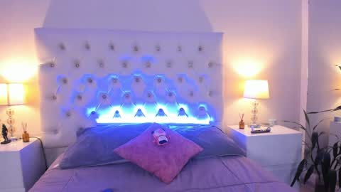Snapshot of scarlett_bunnyy_ chatting on 05-22-26, 08:36 Bunny online show from 05-22-26, 08:36