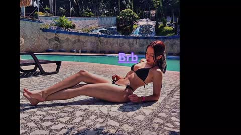 Snapshot of scarlett_buttock chatting on 01-10-25, 07:00 Scarlett online show from 01-10-25, 07:00