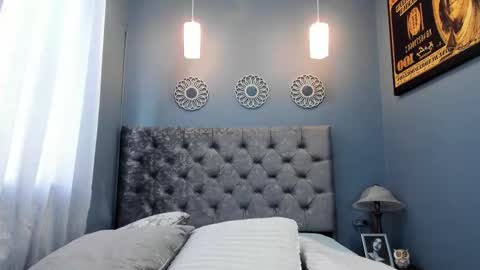 Snapshot of scarlett_buttock chatting on 11-19-25, 02:28 Scarlett online show from 11-19-25, 02:28