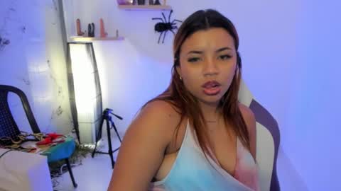 scarlett_enjoy1 online show from 10-31-25, 06:42
