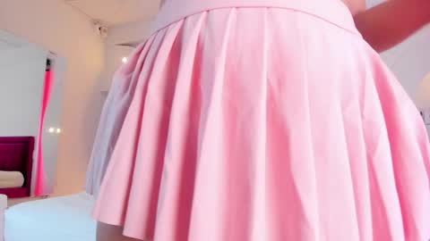 Snapshot of scarlett_model_ chatting on 02-20-25, 11:21 Mon to Sat 545pm to 1030pm col online show from 02-20-25, 11:21