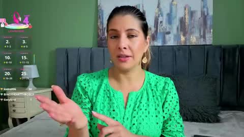 Snapshot of scarlett_moore_ chatting on 05-03-26, 05:41 Scarlett online show from 05-03-26, 05:41