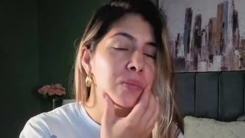 Snapshot of scarlett_moore_ chatting on 07-18-26, 04:11 Scarlett online show from 07-18-26, 04:11