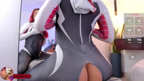 Snapshot of scarlett_morgan_ chatting on 10-31-25, 07:59 Scarlett Morgan online show from 10-31-25, 07:59