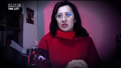 Snapshot of scarlett_sen chatting on 07-10-26, 02:08 Mistress Scarlett online show from 07-10-26, 02:08